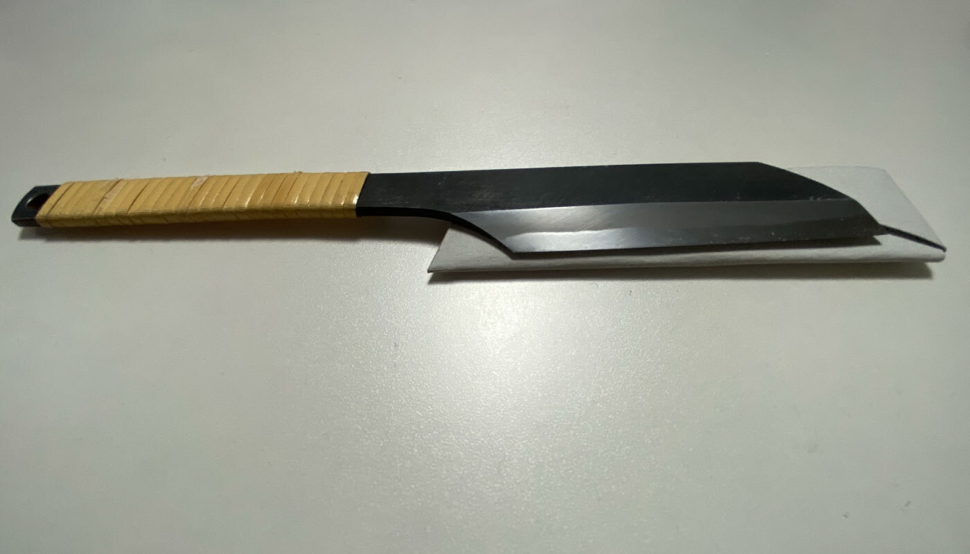 刀匠が京町家 楽遊 仏光寺東町の研ぎ体験のために謹製した小刀